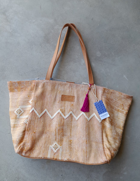 Sabra Overnight Bag Rust x2