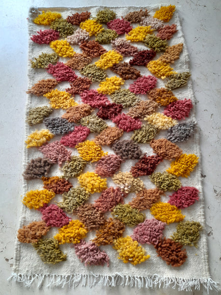 Boujadi Rug Natural Dyes, Dot