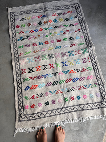 Boujadi Rug, Sandstone