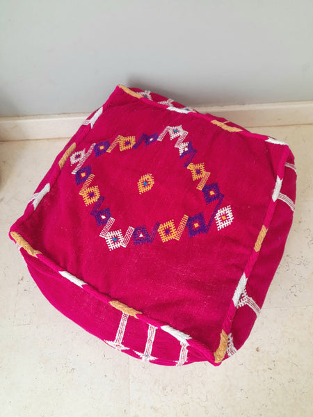 Magenta Pouf Diamond