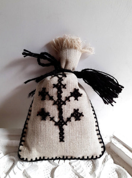 Cooperative Annamma Dried Flower Sachet, Noir